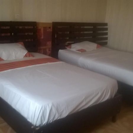 Ouaga Beach Hotel ワガドゥグー エクステリア 写真
